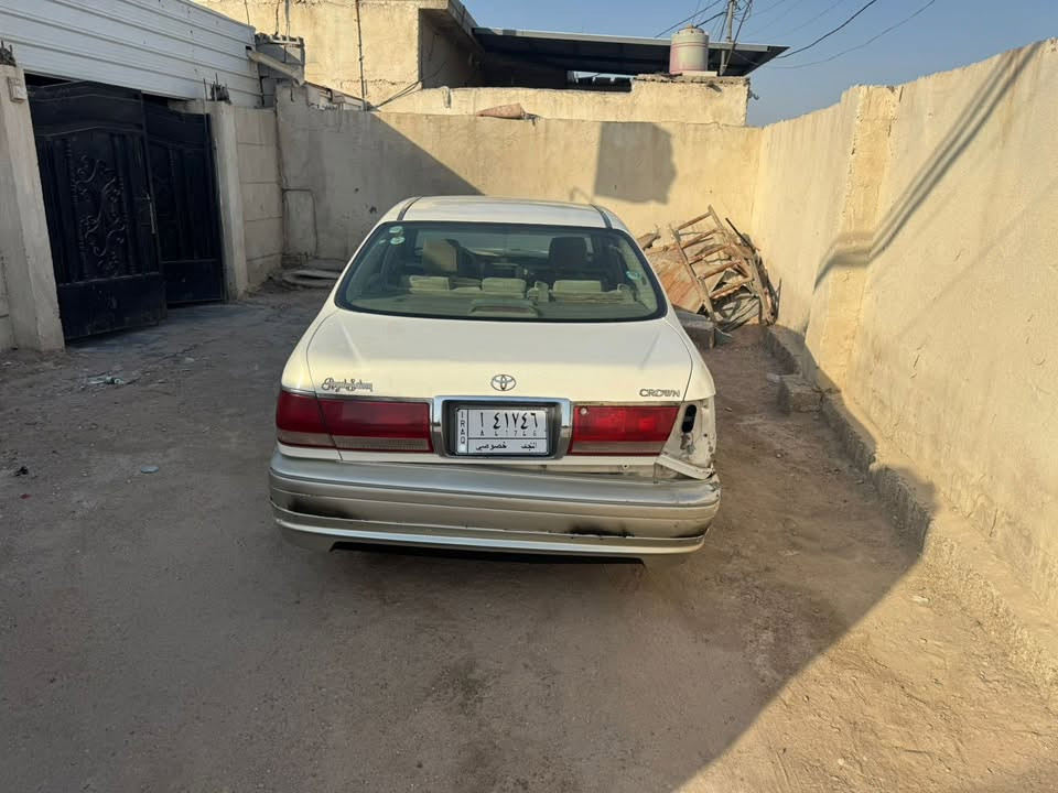 سلام عليكم سيارع جنون 3 دكم بيها كصتين تكمه وجنطه وضربه بل بكلابت الوره بس سياره جديده كلش كلشي شغال بيها تبريد شغال عنوان بصره الرقم *********** ويتساب فقط السعر 24
