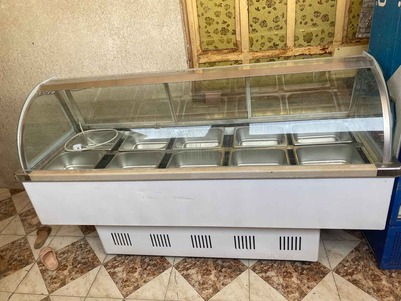 ٣ عارضات مجمدة • ٢٫١٠م • عارضة مقبلات ٢م