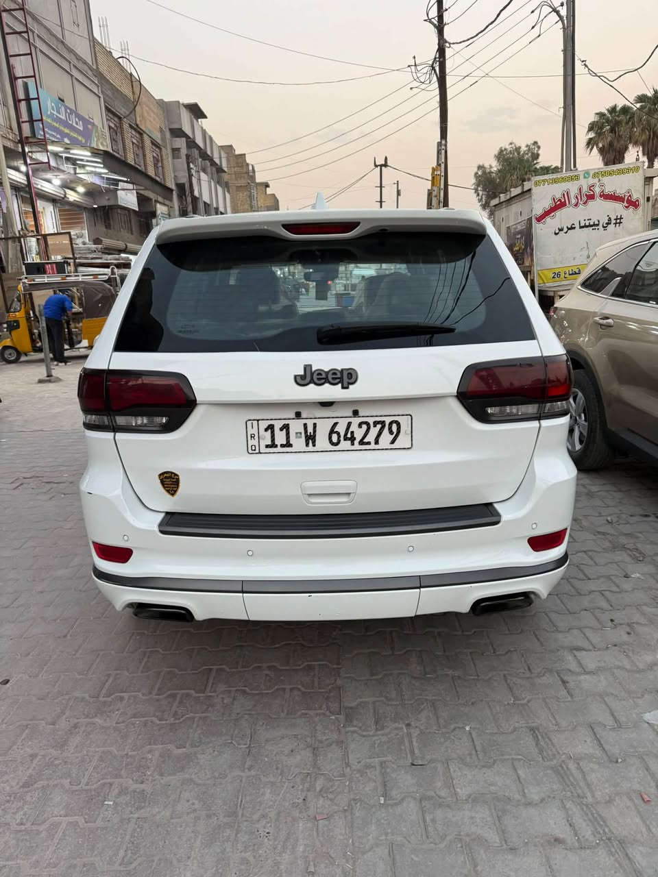 سلام عليكم جيبX فول موصفات موديل 2019   حساسات اماميه خلفيه كشنات جلد كشنات تدفئه تبريد كشنات كهرباء اضار امامي جانبي خلفي مري شفط شاير مري صندق كهرباء بانوراما  كشن خزن لايتات زنون نضام ايكو نضام مانع الزلاق نضام سبوت نضام الزتحام  موصفات X معروفه سعر 220 بيهه مجال*********** حادثه منشور

نص مكتوب في الصور:
- 1 / 10 1:1 bid.cars
- 8 / 10
- bid.cars
- 9 / 10 1:1 bid.cars
- 6 / 10
- 1:1
