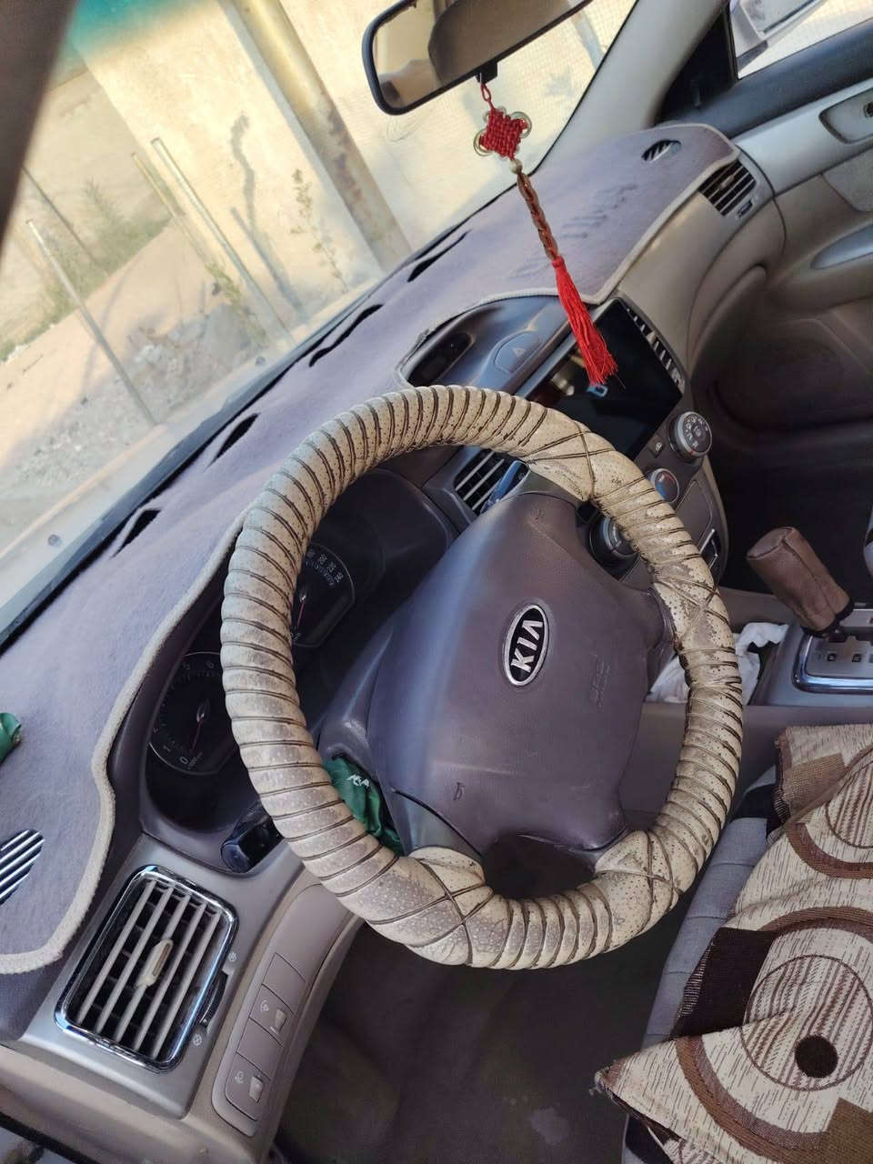 اوبتما موديل ٢٠٠٨ مكينة ٦ سلندر جاهزة بيهة  بعض الكماليات ترتيب  وغازتبريد السعر ٧٠ ورقة العنوان بغداد سبع البور مكلف بالنشر للاستفسار الاتصال بالرقم  ***********
