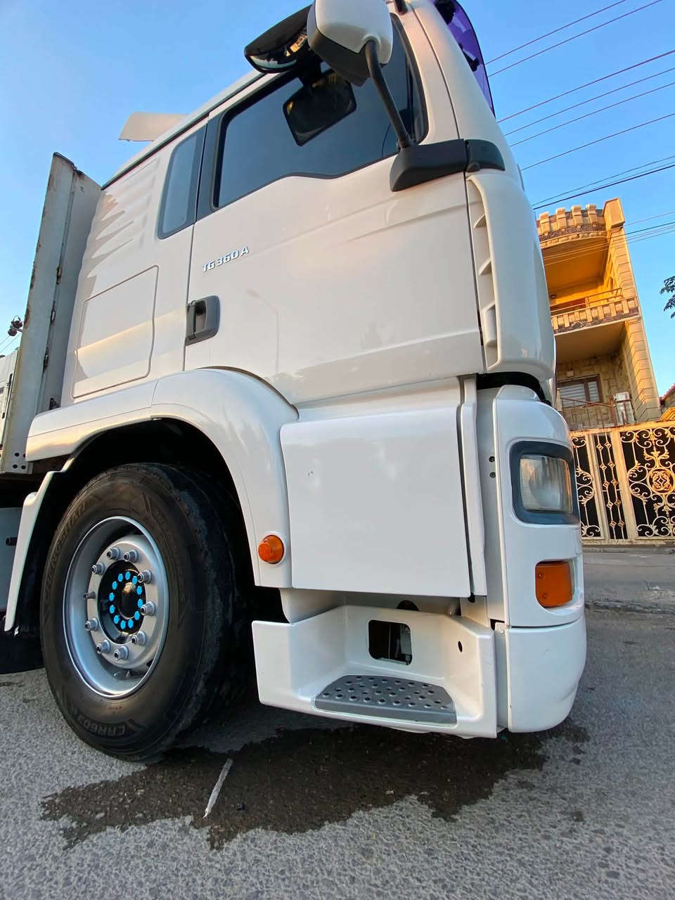 مان 2002گێڕ ئۆتۆماتیک هاڤ سەحالی دەبڵ تایە لەسەنوی تاکتایەیە سەنەوی تازەیە بۆدیەکەی زۆر تازەیە  سەیارەکە کامل مەسرەفە گێڕو مەکینەی بەشەرت نقوستانی بەشەرت سەیارەکە پێشچوپە ژ.م***********
