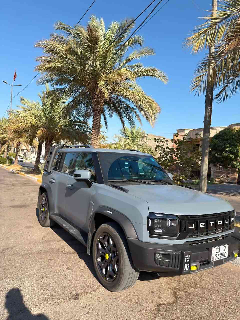 جيتور T2 (لكچري بلس) للبيع
وكالة هارلم ضمان 10 سنوات 

الموديل: 2025.

 العداد (الممشى): 18,500 كم فقط.

 اللون الخارجي: اسمنتي طافي

حالة السيارة: مكفولة كفالة عامة (من الدعامية للدعامية، بدون أي حوادث أو صبغ).

السيارة متعوب عليها ومجهزة بإضافات لحمايتها بالكامل:

مغلفة بالكامل حماية PPF طافي (ضمان لمدة 10 سنوات).

تظليل عازل حراري شفاف أصلي

درع جامة لحماية الزجاج الأمامي.

السعر : 42 مليون ونص

المكان - بغداد-السيدية 📍

رقم الهاتف : ***********
