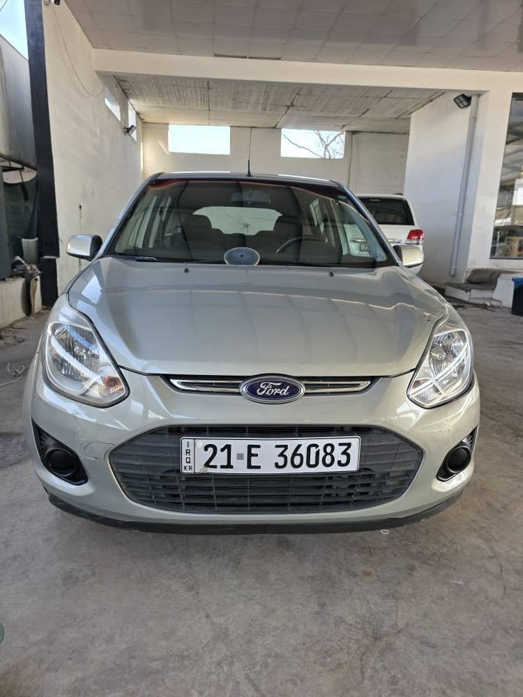 فورد فیکو 2014 شەریکەی نیڤا سعری 72 گەڵا
بی بویاخ گێڕ مەکینە بەشەرت تەبریدی ساردو گەرم
سەنەوی ڕەقەم تازە بیلاد ویل کەپ کامل سیرفس کراوە 
سونەری تازە دام ناوە
*********** السليمانية, العراق
