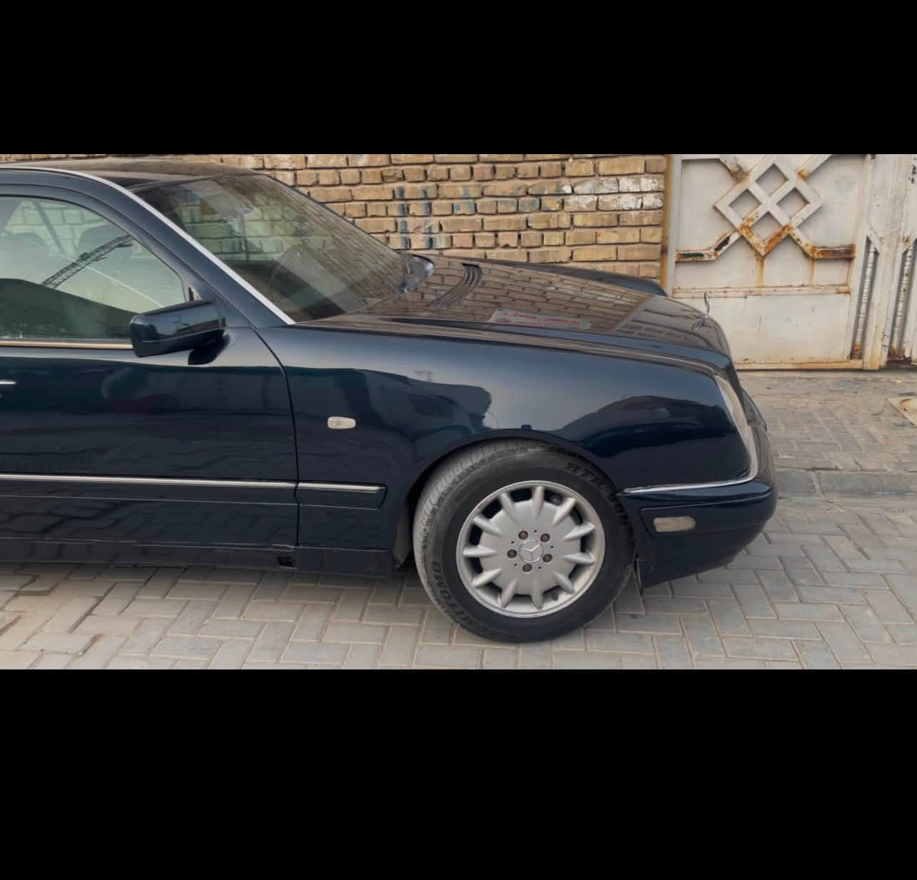 سلام عليكم للبيع مارسدس W210 
E320
مكينة بلاد خراطيم 

كير D4

صدر جديد 
صبغة كلش حلوة 

موديل ٩٦ 
 رقم بغداد بسمي 

نقصهة تبريد  يرادلة شي بسيط

مكانهة بغداد العبيدي 

السعر ٧٠ بيهة مجال بسيط 

 واتساب***********

 واتساب ***********

