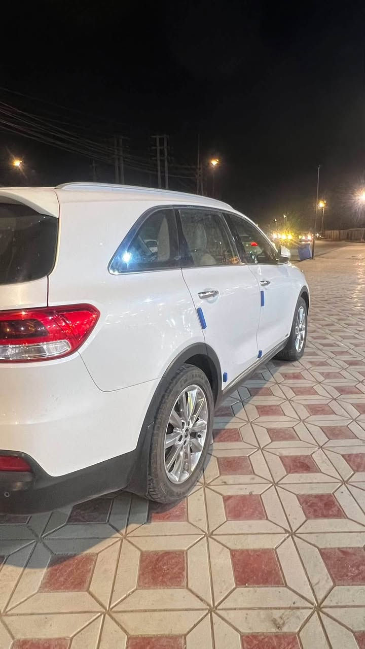 سورنتو🚙 2016 خليجي مكفولة باسمي
ماشية  :135الف وقابل للزيادة ✅✅
مواصفاتها :❗️فور ويل جنطة كهرباء ↕️
بصمة🟢 مقاعد كهرباء ⚡️ +6سلندر 🛑
شاحن 🔌 وايرليس +مري شفط 📍+ حساسات امامي وخلفي 7راكب🟢
3قطع تبريد 🛑 والسيارة جديدة 
السعر :205وقابل للتفاوض ✅ 
موقع السيارة : النجف 📍
الاستفسار الاتصال على الرقم التالي↕️ 
***********
