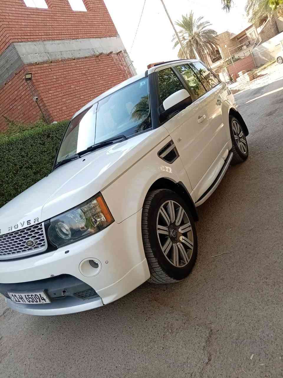 للبيع او مراوس 
رانج روفر سبورت موديل 2012 أبيض 
خليجي شركة سردار 
كفاله عامه بدون صبغ بدون بارد بدون شخوط محرك 8 سلندر بدون سوبر جارج المحرك المرغوب 
ماشية 158 الف حقيقي 
بانوراما/بصمة تشغيل/بصمة أبواب/ كشنات جلد لون قرميدي/كشنات هيتر/استيرن كهرباء/ثلاجه/مري شفط/فور ويل/تبريد قطعتين ثلج/حساسات أمامية وخلفية/كامره خلفي/صندوق شفط/دواخل صاج/جكات تعلي السياره وتنصيها/دهن وفلاتر بانزين مبدله جديد/بلكات جديده 
كلها شرط الفحص بالسونار 
باقي المواصفات معروفه 
السياره مال جناي 
مكان السياره بغداد تحويل ثاني يوم 
السعر  150 ورقه وبيه مجال بسيط
مكان بغداد الدورة ***********
