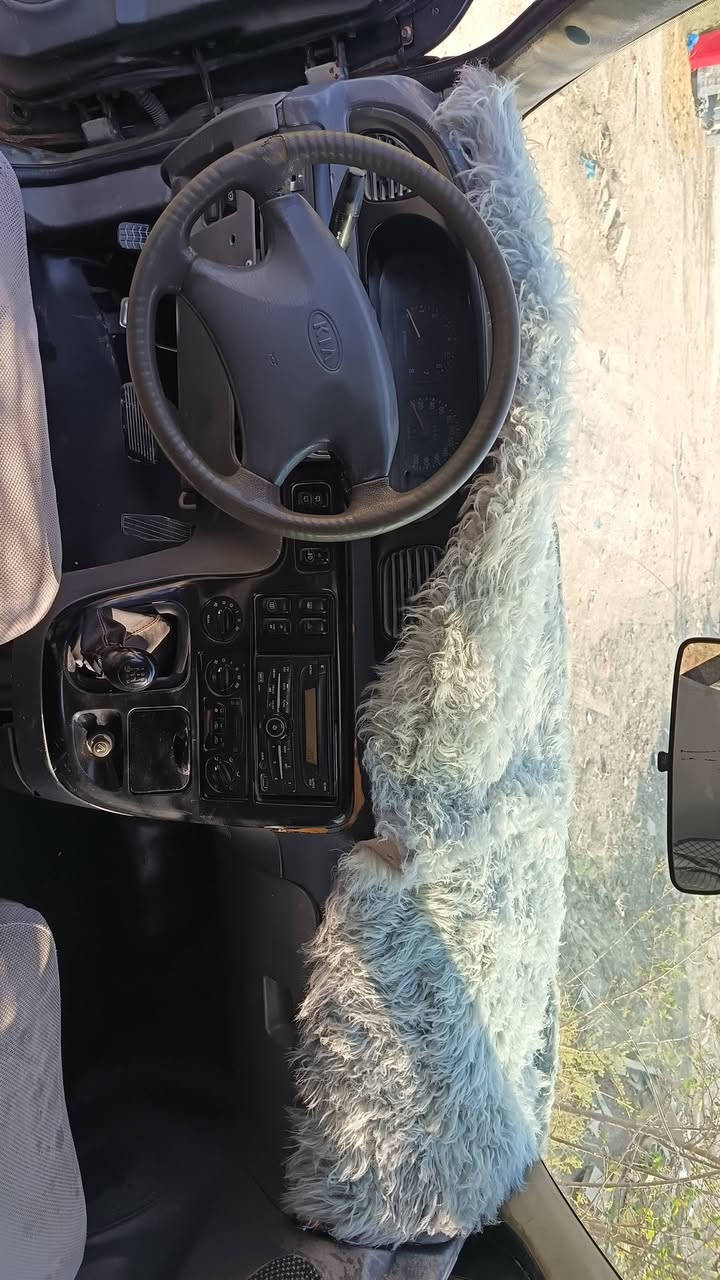 � للبيع كرنفال موديل 2000 🔥

🚘 كرنفال موديل 2000 للبيع
إذا تدور على سيارة عملية، واسعة ومناسبة للعائلة والشغل، هاي السيارة تستاهل تشوفها 👌

✅ السيارة جاهزة للاستخدام
✅ مكينة وقير بحالة جيدة
✅ داخلية مرتبة ونظيفة
✅ واسعة ومريحة
✅ استخدام عائلي
✅ البيع عن قناعة وبعد الفحص والمعاينة

💰 السعر: [45 ورقة]
📍 الموقع: [الرميثة]
📞 للتواصل: [***********]

🔴 ملاحظة:المعاينة خير دليل.

لا تتردد، شوف السيارة وإذا ناسبتك نتوكل على الله
