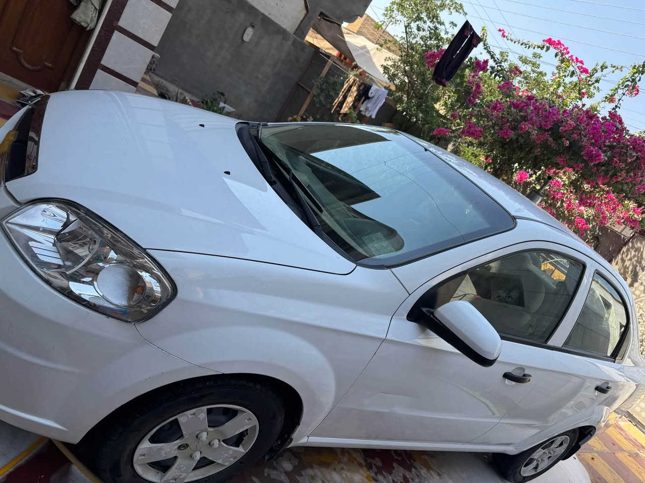افيو ٢٠١١
شركه العامه فول اوتو رقم بابل باسمي سنويه لحد ٢٠٣٠
تبريد ثلج تخم تاير 
حداديه جديده اي نقص مابيها السياره 
مكاني حله مامتواجد ع النت 
***********
