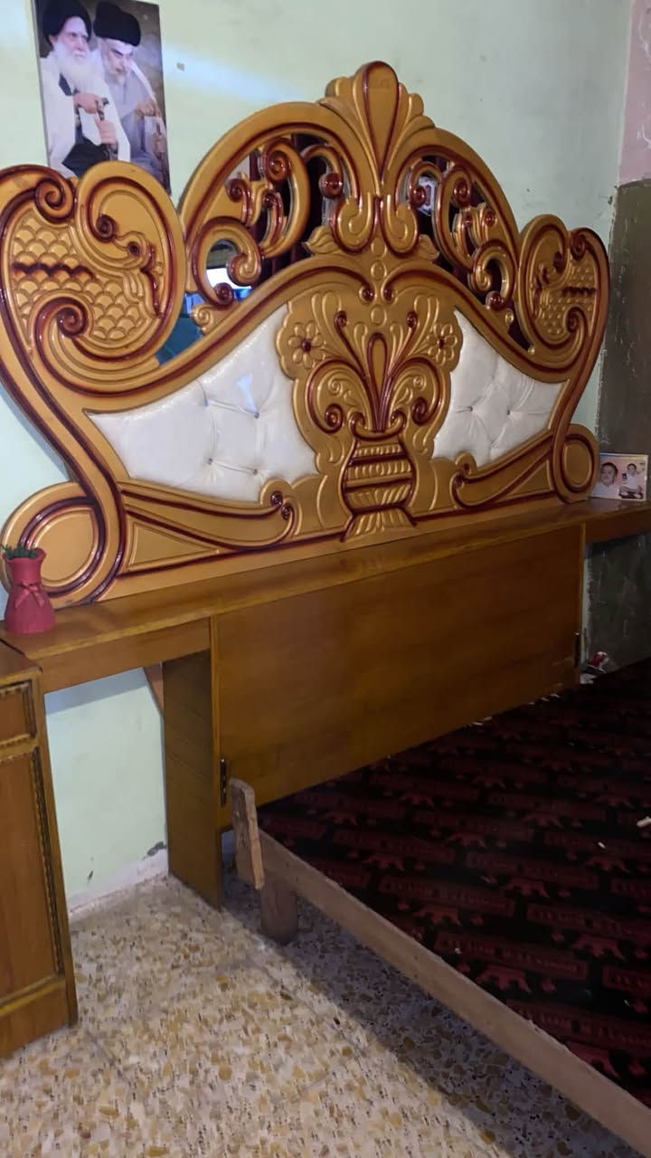 نواعم للبيع ميز مرايه وجربايه تاج والميوزه تواصل عله هاذ الرقم وتساب ***********
