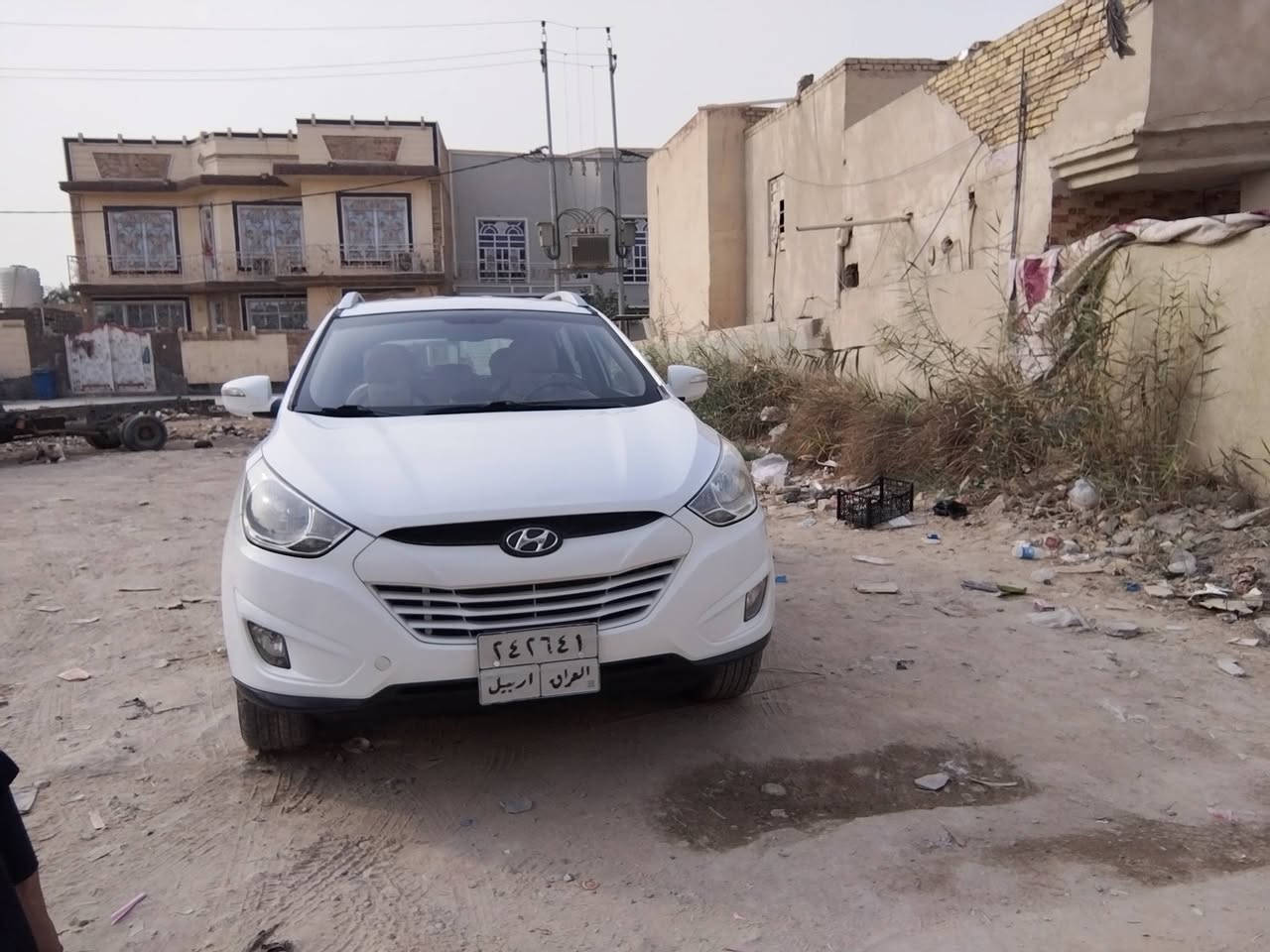 توسان 2012 أبيض
محرك 2000
خليجي
ماشية 300 ألف
بيها چاملغ خلفي عكس السايق مصلح و الباب مرشوش
السونار مرفق مع الصور
محرك گير مكفولات
تبريد ممتاز
كاميرا و شاشة 
عندي بيها وكالة عامة
السعر 120 و بيها مجال
المكان بابل / الحمزة الغربي
للتواصل ***********
