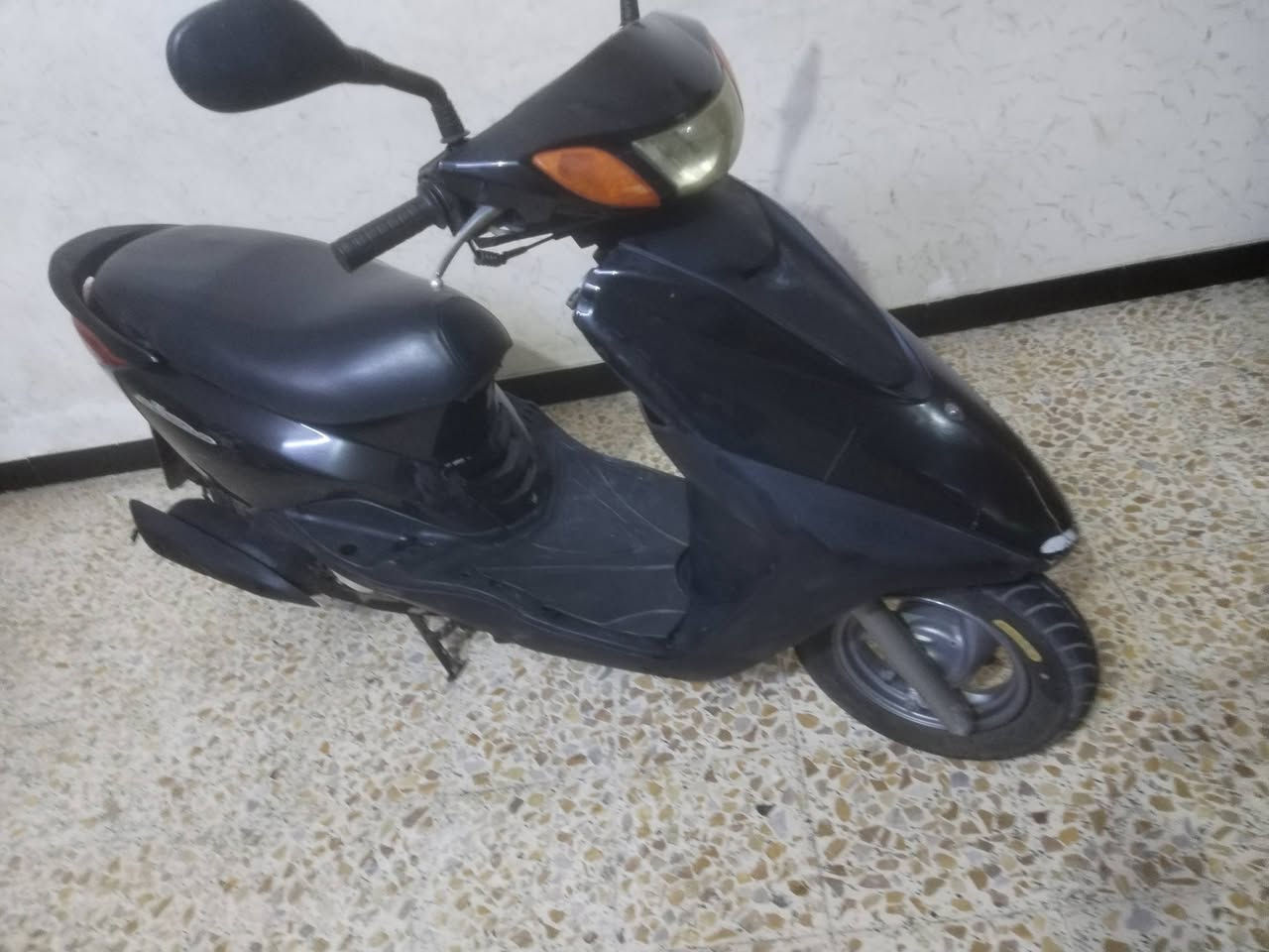 بريز حديث لايت عالي كله شغاله اي نقص مابيه السعر ٥٠٠ بغداد المشتل ***********
