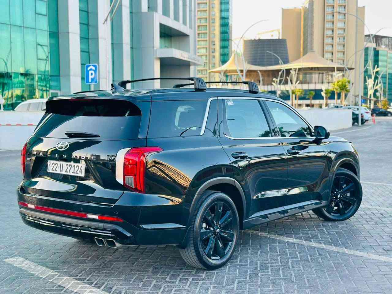 ‎‏ Hyundai-Palisade XRT-2024
موديل  : 2024
السياره مرقمه اربيل - رقم و فحص و هزه و سنويه جديده لحد 2030 
محرك 3600 - V6 
ايرباكات سليمه 
ماشية 40 الف
لون اسود
عداد دجيتال
فول
فتحة السقف - سيلايت 
بصمه
رادار امامي و جانبي 
حساسات امامي و خلفي و جانبي 
كشنات خزن ميمورى 
شاشة كبيره متصله 
كاميرا 
كشنات جلد و هيتر 
صندوق كهربائي 
بريك بصمه
ويل كب كروم 
حجم تايرات 20
رادار امامي و جانبي و خلفي
لايت ليد LED
تحديد سرعه 
تحكم ستيرن
٧ راكب كشنات vip 
مانع انزلاق و مانع انحدار 
اشاير بالمري 
وضعيات متعدده للقياده 
السياره بدون صبغ - بيه تعديل PDR راس بند فقط 
ايرباك سليمه 
السعر 277 مرقم كامل 
عنوان : اربيل- معرض اربيل كارس 
رقم تلفون ☎️ و واتساب
***********☎️***********
