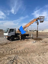 للبيع كنتر بزون مديل ٩٥ رقم بغداد شرط التحويل عليها برينه حفر سياره جا...
