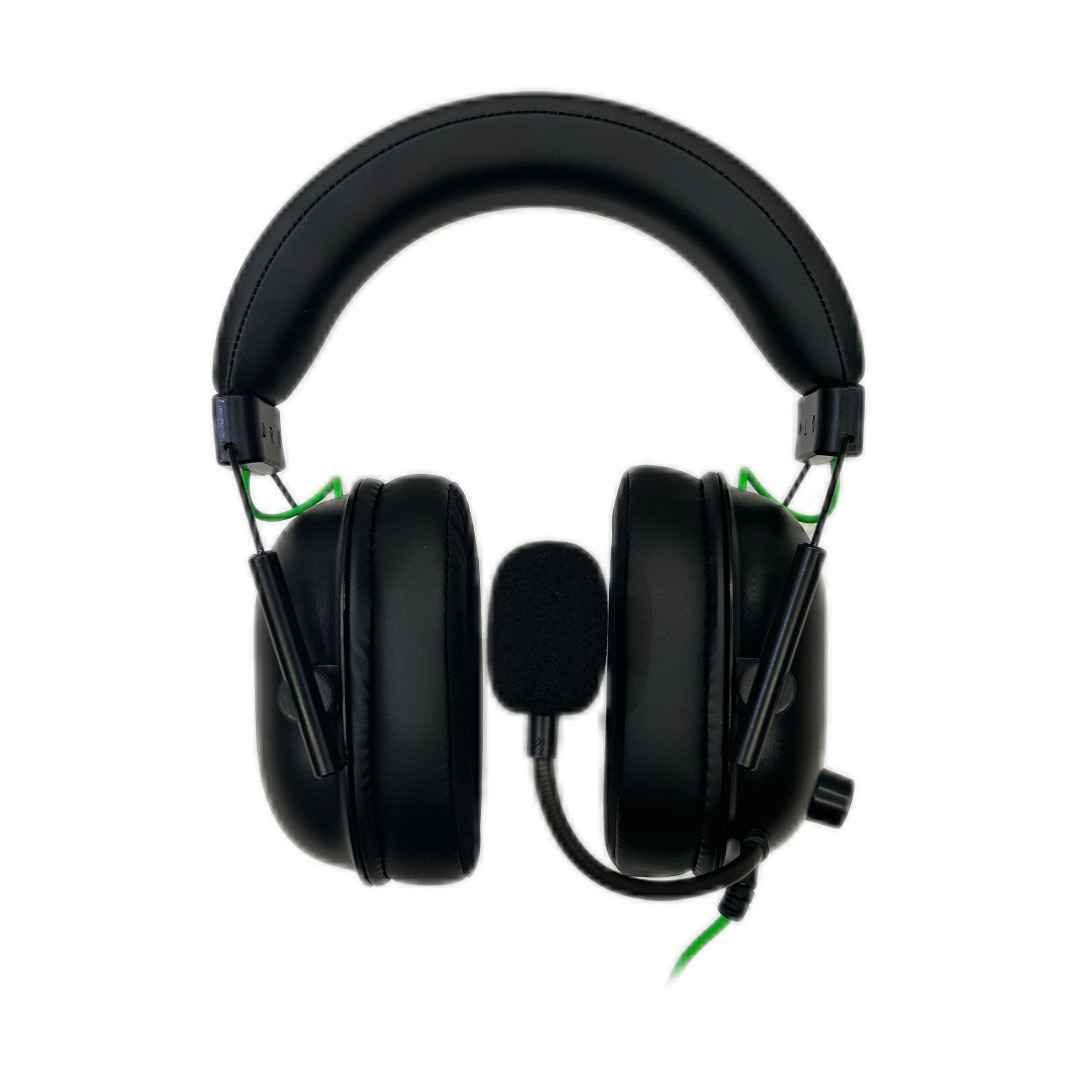 عروض مميزة على سماعات Razer BlackShark V2 X المخصصة للألعاب

لتجربة أداء صوتي دقيق واحترافي، تتوفر الآن سماعات Razer BlackShark V2 X. هذا الموديل مصمم خصيصاً لتلبية احتياجات اللاعبين (Esports) بفضل مواصفاته العملية، مما يجعله خياراً ممتازاً للشراء الفردي أو لتجهيز صالات الألعاب بكميات كبيرة:
المواصفات والتفاصيل:

 * نظام صوت Tri-Force بمقاس 50 ملم: يوفر توزيعاً دقيقاً للصوت (الترددات العالية، المتوسطة، والمنخفضة) لتجربة استماع واضحة جداً وتفاصيل دقيقة في الألعاب.

 * صوت محيطي 7.1: يتيح لك تحديد اتجاهات الصوت ومواقع الخصوم داخل اللعبة بدقة عالية، مما يعطيك أفضلية في ألعاب التصويب.

 * ميكروفون HyperClear Cardioid: ينقل صوتك بوضوح تام مع تقنية تقليل الضوضاء المحيطة، لضمان تواصل فعال ومستقر مع فريقك.

 * عزل صوتي متقدم (Passive Noise Cancellation): تصميم وسادات الأذن يغطي الأذن بالكامل ليعزل الأصوات الخارجية ويمنع التشتت.
 * راحة فائقة ووزن خفيف: تصميم مريح بوزن خفيف جداً، مخصص لجلسات اللعب الطويلة دون التسبب بأي ضغط أو تعب.

 * متعددة الاستخدامات: تعمل بكابل 3.5 ملم، لتتوافق بسهولة مع أجهزة الكمبيوتر، وأجهزة الكونسول (PlayStation, Xbox)، والهواتف.
فرصة ممتازة للحصول على جودة عالية وأداء موثوق بأسعار تنافسية. (يتوفر لدينا إمكانية بيع كميات كبيرة بأسعار خاصة).

📍 الموقع: السليمانية
💰 للحجز أو الاستفسار، يرجى إرسال رسالة مباشرة السليمانية, العراق

نص مكتوب في الصور:
- RAZER LIFETIME
- TRI-FORCE 50 MM DRIVERS
- HYPERCLEAR CARDIOID MIC
- RAZER BLACKSHARK V2 X
- MULTI-PLATFORM WIRED ESPORTS HEADSET
- ADVANCED PASSIVE NOISE CANCELLATION
- LIGHTWEIGHT COMFORT
- 7.1 SURROUND SOUND
- 3.5 MM JACK
- FOR GAMERS. BY GAMERS.