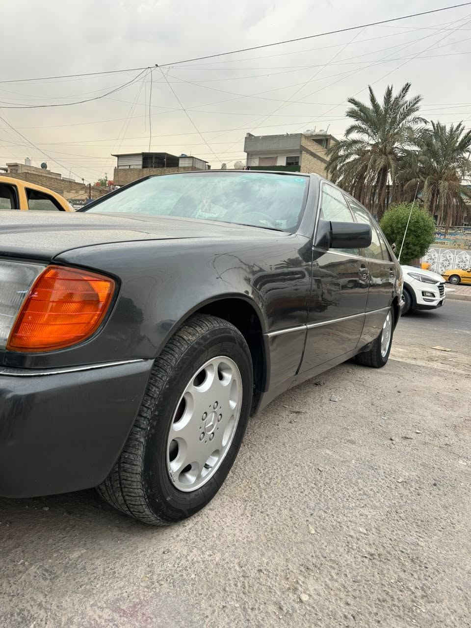 سلام عليكم شبح موديل 92 قبل اسبوع صبغ جديد 
فول مواصفات كشنات جلد بلاديه كهرباء ستيرن كهرباء فتحته سقف سنتر لوك كله شغاله صدر خلفي امامي جديد كهربائيات كله شغاله اريل كهربائي نقصه بس تبريد الصونده طاكه سياره خير من الله عنواني بغداد البلديات سعر 68 بيه جاملغ خلفي بس  وبيه مجال بسمي تحويل مباشر 
رقم الهاتف *********** غير متواجد على النت اي ستفسار على رقم  واني خادم
