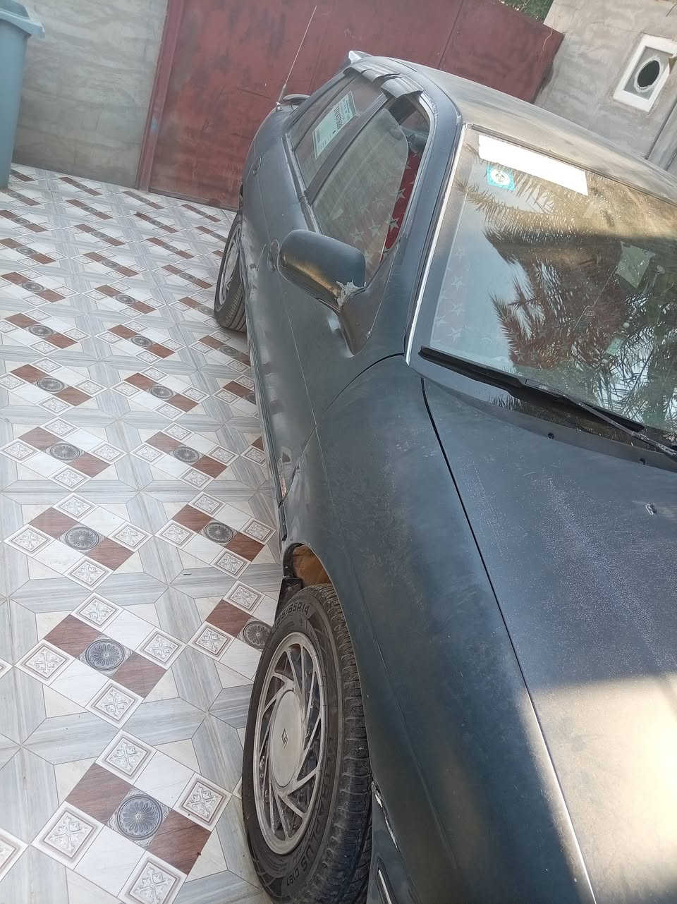 مكلف بالنشر سيفيا للبيع ٩٤
***********

نص مكتوب في الصور:
- ***********