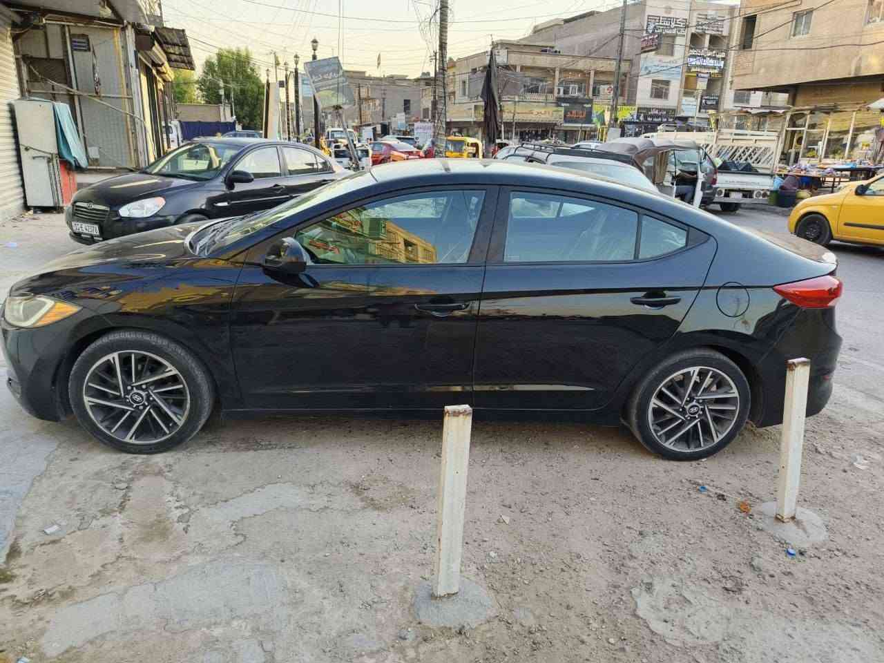 النترا 2018 أمريكي صور حادث مرفقة مكينة 2000 دوش كير at  مرغوب ماشية 135 نص فول سياره جاهزة صدر امامي خلفي جديد عارضها (105) وبيها مجال بسيط سياره بغداد رقم جديد بسمي مكاني المشتل هاتف ***********.
