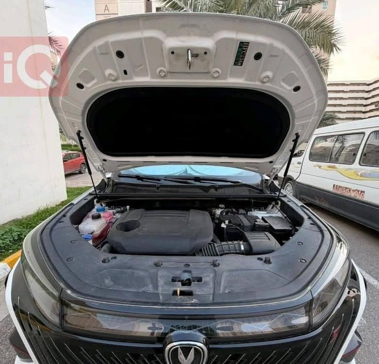 شانجان سي اس 75بلاص شكل ٢٥ بس هيه موديل ٢٦ ماشيه ٩ الاف و٢٠٠ فول موصفات مغلفها بيبي اف والجام كلهن عازل حراري داته شو قياده ذاتيه تحكم ستيرن أوامر صوتيه كشنات جلد تدفئا تبريد بانوراما تفتح للخير صندوق كهرباء مكينه ٢٠٠٠ تيربو رادارات عدد ٣ عدسات تكيفي ريموت تحكم يعني تتقدم وتترجع بريمونت ثلاجه وسطيه كير ٨ نمر ايسن ياباني عقول كلهن مع المكيه من شركت بوش الامانيه السعر 33 مليون وبيها مجال ل شراي 
للتواصل ***********
