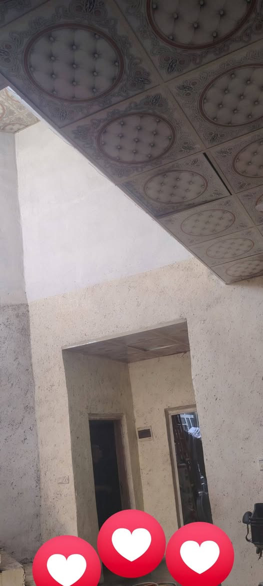 بيت للبيع في الجمعيه  حي الزهراء  خلف المستوصف الاستفسار الاتصال على الرقم ***********))) (((***********))
