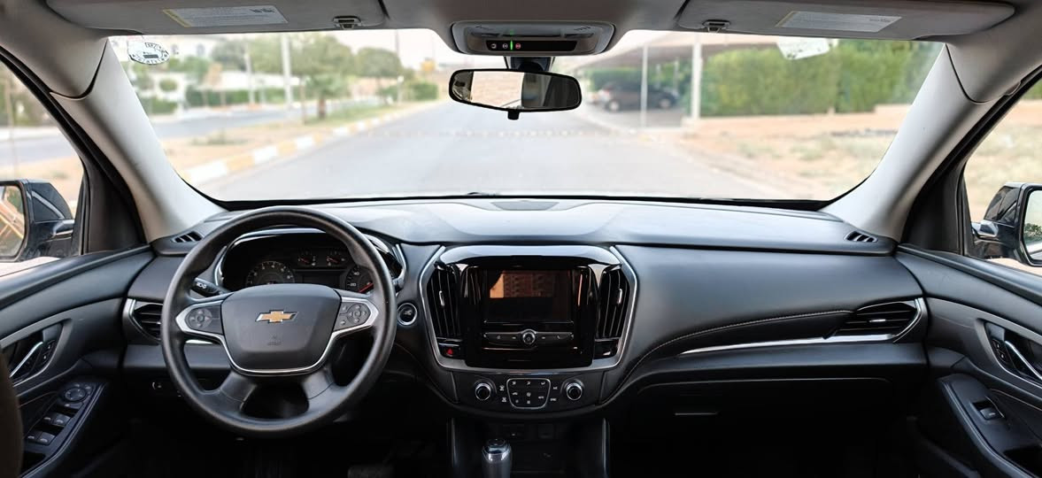 2020 Chevrolet Traverse LS

🟩 السعر  :- 185 ورقة وبيها مجال بسيط 🟩

⚡⚡ السيارة مرقم جاهز   وبدون نواقص⚡

عداد المسافة : 56 الف ميل

حجم المحرك :  3.6L ( 6,سلندر )

ملاحظة السيارة : 3 قطع صبغ حادث جانبي بدون ايرباك بجم كبس مع تعديل بارد بالصندوق 

المواصفات : LS 

نص مواصفات 

‏‎ابواب بصمة
‏‎بصمة تشغيل 
‏‎شاشة دشبول 
كاميرا
كير طرح
كير شفتات ستيرين
بريك بصمة
اوتو هولد : Auto Hold
اوتو ستارات : Auto Stard 
اوتو ستارات : Auto Stop‎
رادار امامي (تحديد مسار)
‏‎رادار جانبي (نقاط عمياء)
‏‎رادار خلفي (التحذير من الاصطدام)
‏‎حساسات امامي
نظام : Eco
‏‎تحكم ستيرين 
كشنات شامو
‏‎كشنات عادي
‏‎تبريد مركزي 
‏‎لايتات ليد وعدسة زينون بيلادي
‏‎بكلايتات LED بيلادي
‏‎ويل كروم

وبعد هواية مواصفات…

‏‎للاستفسار اكثر الاتصال علی هذا الرقم 

واتس اب ☎️***********
***********

‏‎عنوان📍اربيل معرض بوابة عمان أربيل, العراق
