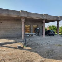 ٣ دونم • جامع عثمان بن عفان • ٤ بيوت جاهزة