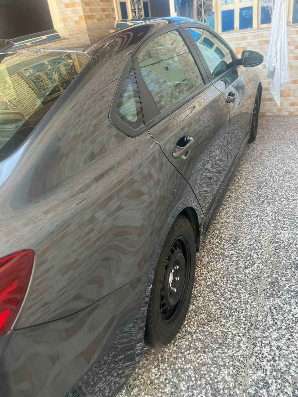 سياره فورتي للبيع موديل 23 فول موصفات تعال كلاب بيدك وشوف سيارة ماا عايزه شي اركب واطلع سعر 145 وبيهه مجال للطيبن 
***********
