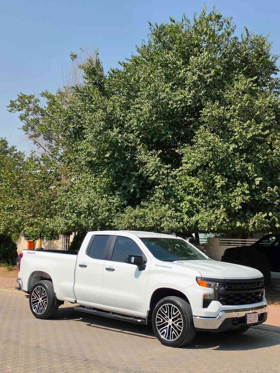 سيلفرادو 2025 (Silverado 2025)
قمة في الأناقة والجمال
 المحرك: 4 سلندر توربو ماكس (TurboMax)
 الضرر: صبغ باب الصندوق فقط (بدون داخل)
 المواصفات:
 كوشن جلد (كوشات جلد)
 بصمة
 رادار 360
 حساسات 360
 أوتو ستارت (Auto Start)
 رادار تحديد المسار (خطي الطريق)
 المسافة المقطوعة: 9 آلاف كم فقط
 الرقم: رقم مؤقت
 السعر: 238 ورقة (23,800$) مع مجاملة بسيطة
 الموقع: السليمانية
للتواصل والحصول على رقم الشاصي، يرجى إرسال رسالة.

***********
***********
