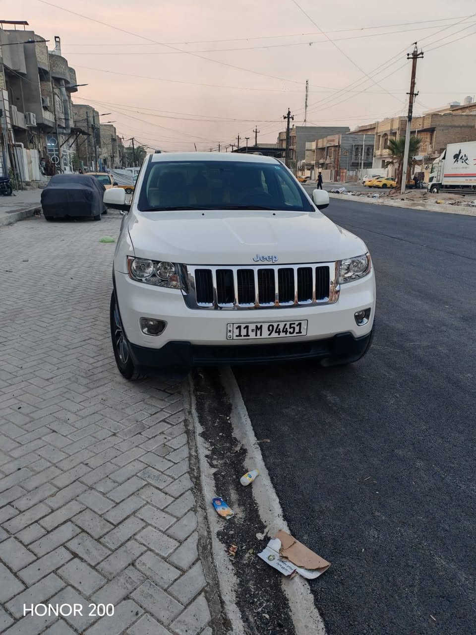 سلام عليكم جيب موديل نص فول مكفولة كفاله عدا ربع صدر صبغ مكاني بغداد سياره جديده رقم *********** وقابله لمراواس سعر 155
