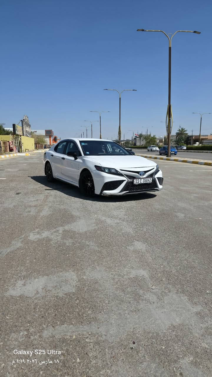 🚗 مراوس الطائرة اليابانية 🚗
- ملاحظة: السيارة اصدار خاص (Night Shade)
- النوع: (تويوتا كامري)
- الفئة: (SE) 
- الموديل: (2022)
- اللون: (ابيض)
- وارد: (أمريكي)
- الممشى: (160.000)
- الحالة: (جيدة جداً)
- المحرك: (4 سلندر / 2500cc / هايبرد)
- ناقل الغيارات: (أوتوماتيك/ eCVT)
- المواصفات: (شاشة / مقاعد جلد / مقعد السائق كهرباء
/ بصمة تشغيل / حساسات / تبريد قطعتين / مثبت سرعة / مثبت مسار / مانع اصطدام / وباقي المواصفات معروفة)

✨ السيارة نظيفة وما تحتاج مصرف
✨ السعر: (15,800$) قابل للتفاوض

📍 الموقع: (الانبار/الفلوجة)
📞 للتواصل: (*********** / ***********)
(ابيع السيارة محزمة / مراوس برياضي نظيف راس براس او اخذ فرق / كذلك صور السونار والحادث مرفقة بالمنشور)
