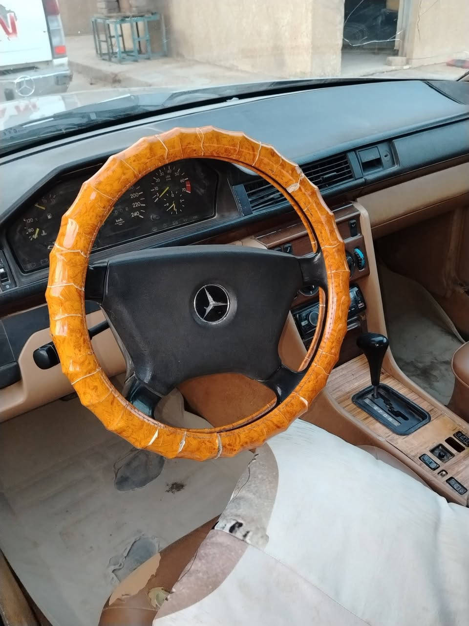 مارسيدس • موديل ٨٨ • رقم بغداد