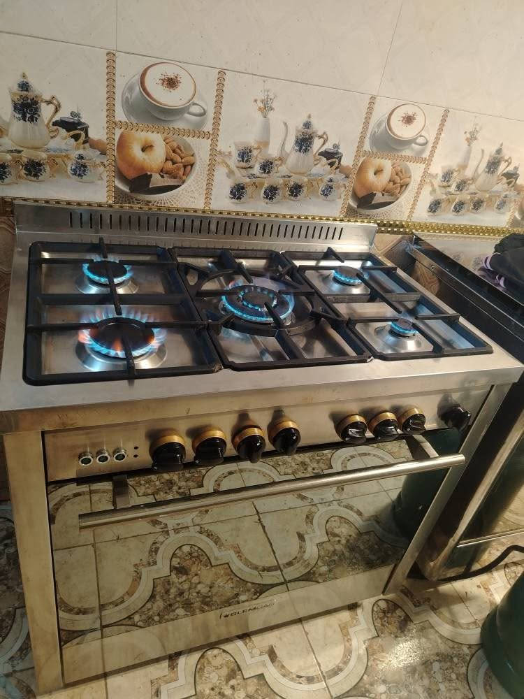 طباخ إيطالي دنك باله كويتي شرط الفحص والنضافه مكانه زبير متوفر توصيل ب350 اي استفسار خاص *********** الزبير, البصرة
