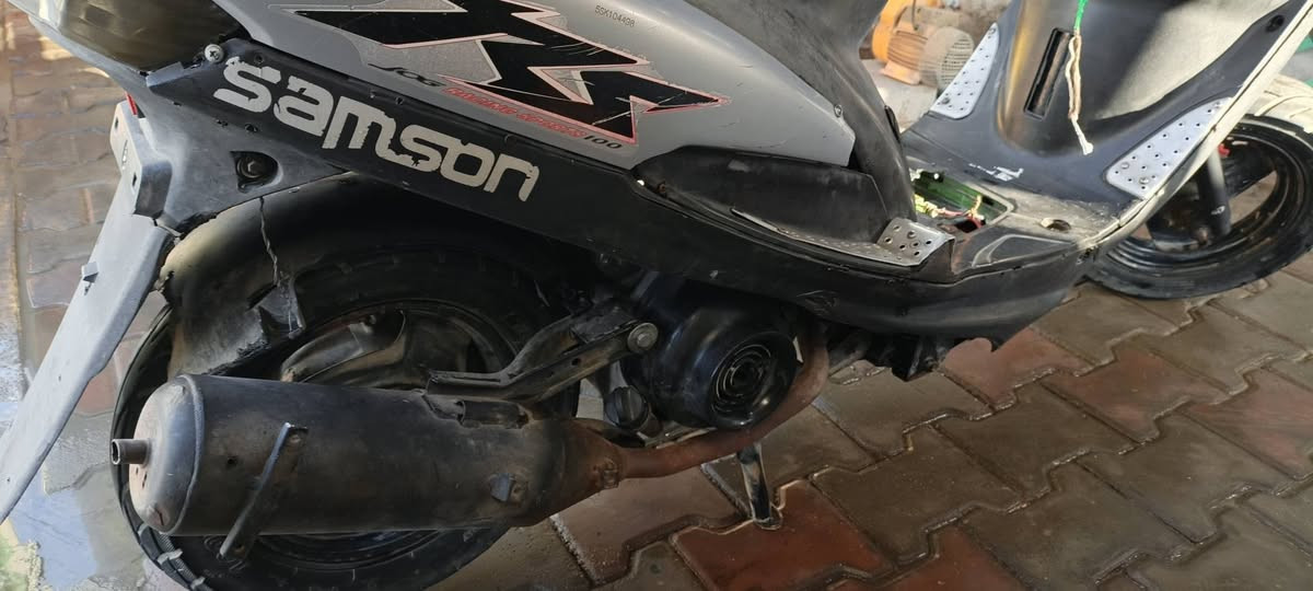 ماكس عدله للبيع لسعر 250 وبيه مجال بابل مسيب ***********

