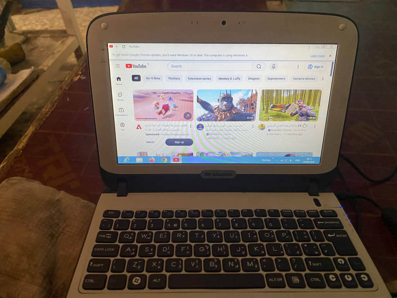 سلام عليكم لابتوب جديد كامل برامج بطارية اصلية يشتغل بدون كهرباء كامل  مكمل   ذاكرتة 64فقط عوزة شاحنة 19فولت سعر 50وبي مجال مكاني البلديات رقم الهاتف*********** متواجد فقط واتساب
