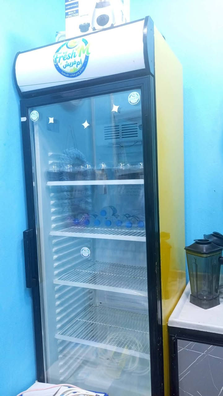 جهاز كريب معه الوافل 150عرضه ثنين 200 وعندي غراض مرطبات عزلت العنوان الموصل حي المشراق  ***********
