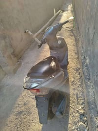 دراجه ماكس منغولي للبيع كامله نقصها اشاير محركها ما ينسمع كلشي مبد جدي...