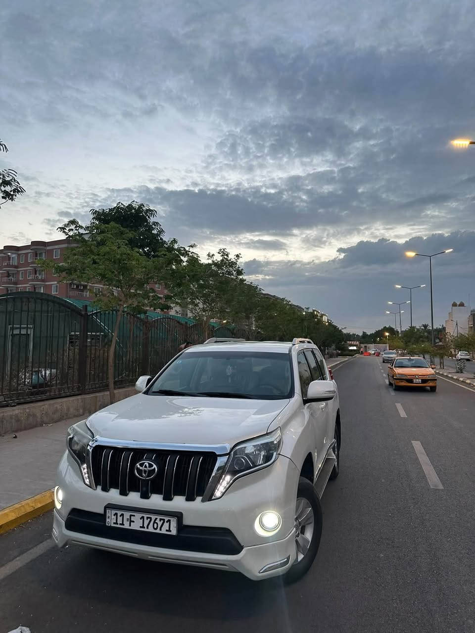برادو خليجي • موديل ٢٠١٣ • رقم بغداد