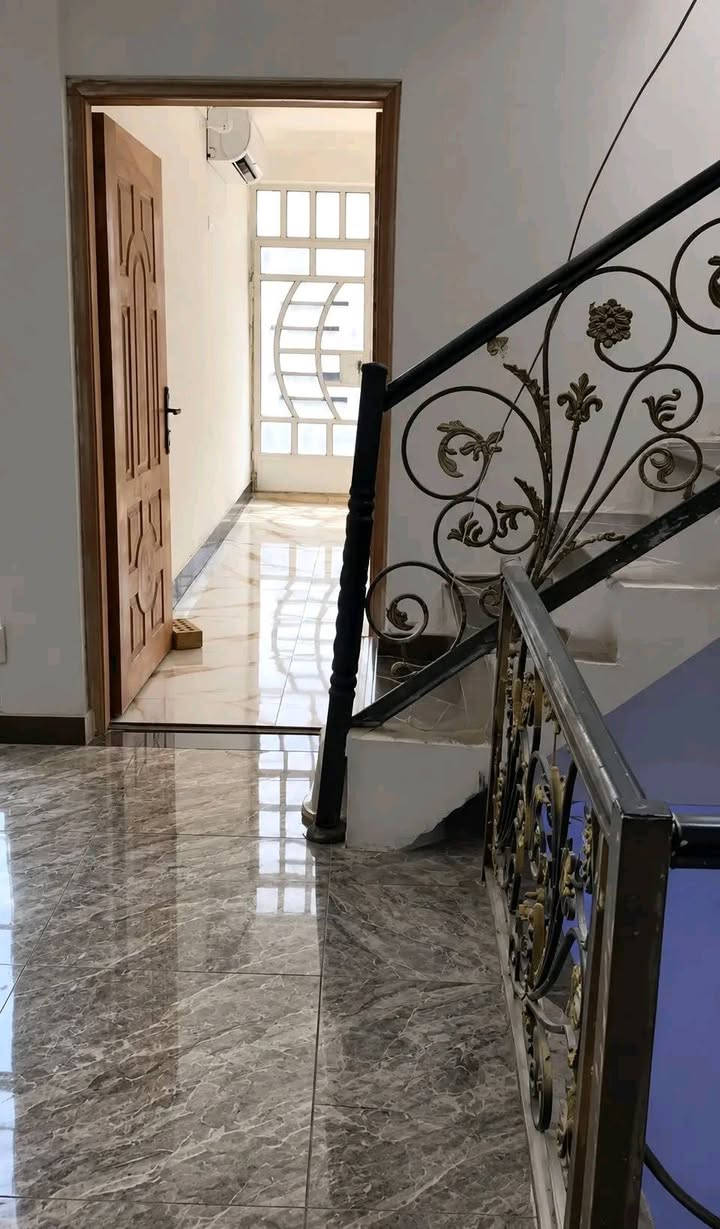 الزعفرانيه شارع الكهرباء • ١٠٠م • سند ٢٥