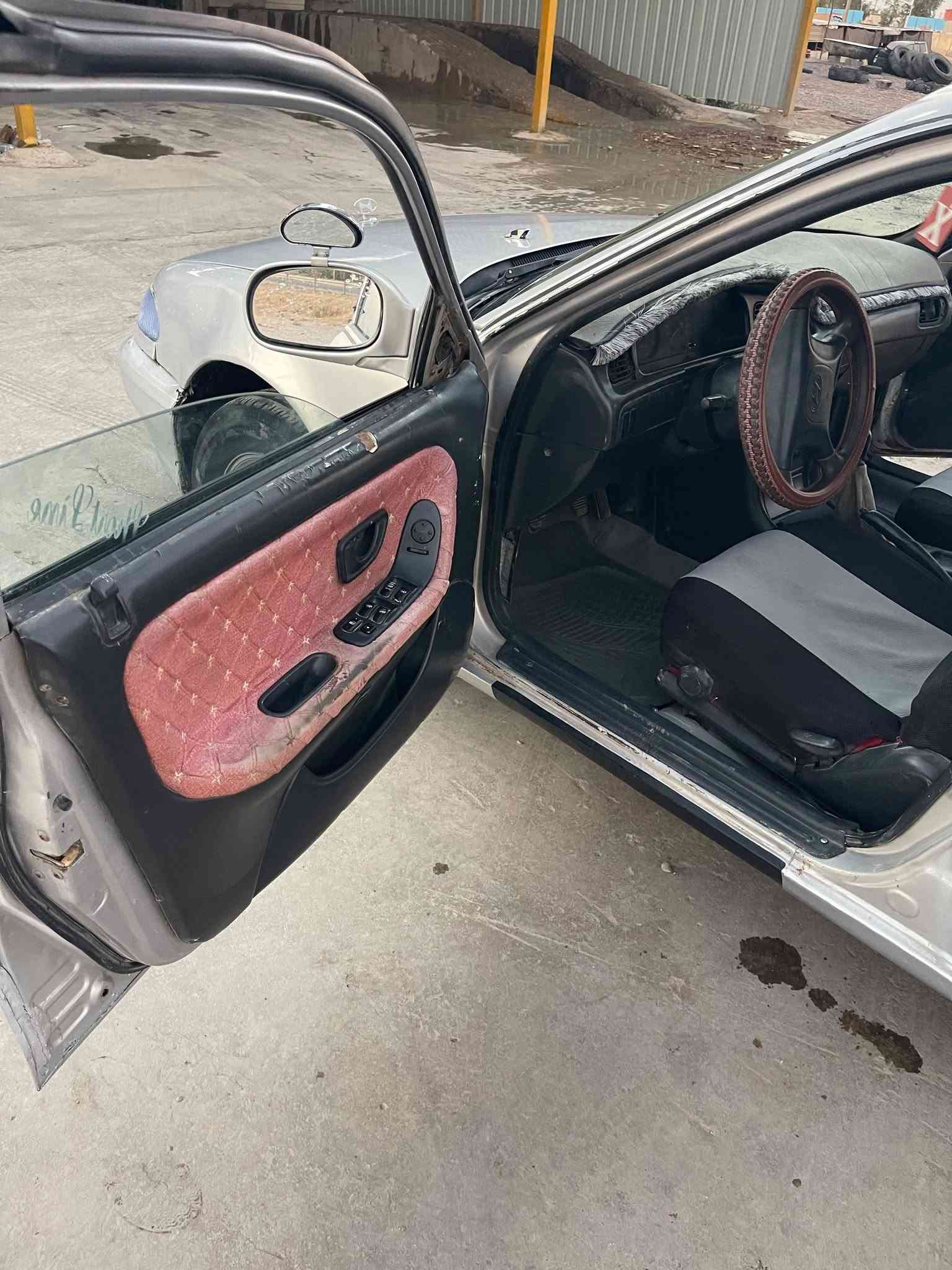 سوناتا 2
موديل 95 
محرك وگير شرط 
تحويل مباشر 
سيارة نضيفة وحلوة 
سعر 43 وبيهة مجال فقط للطيبين 
***********
