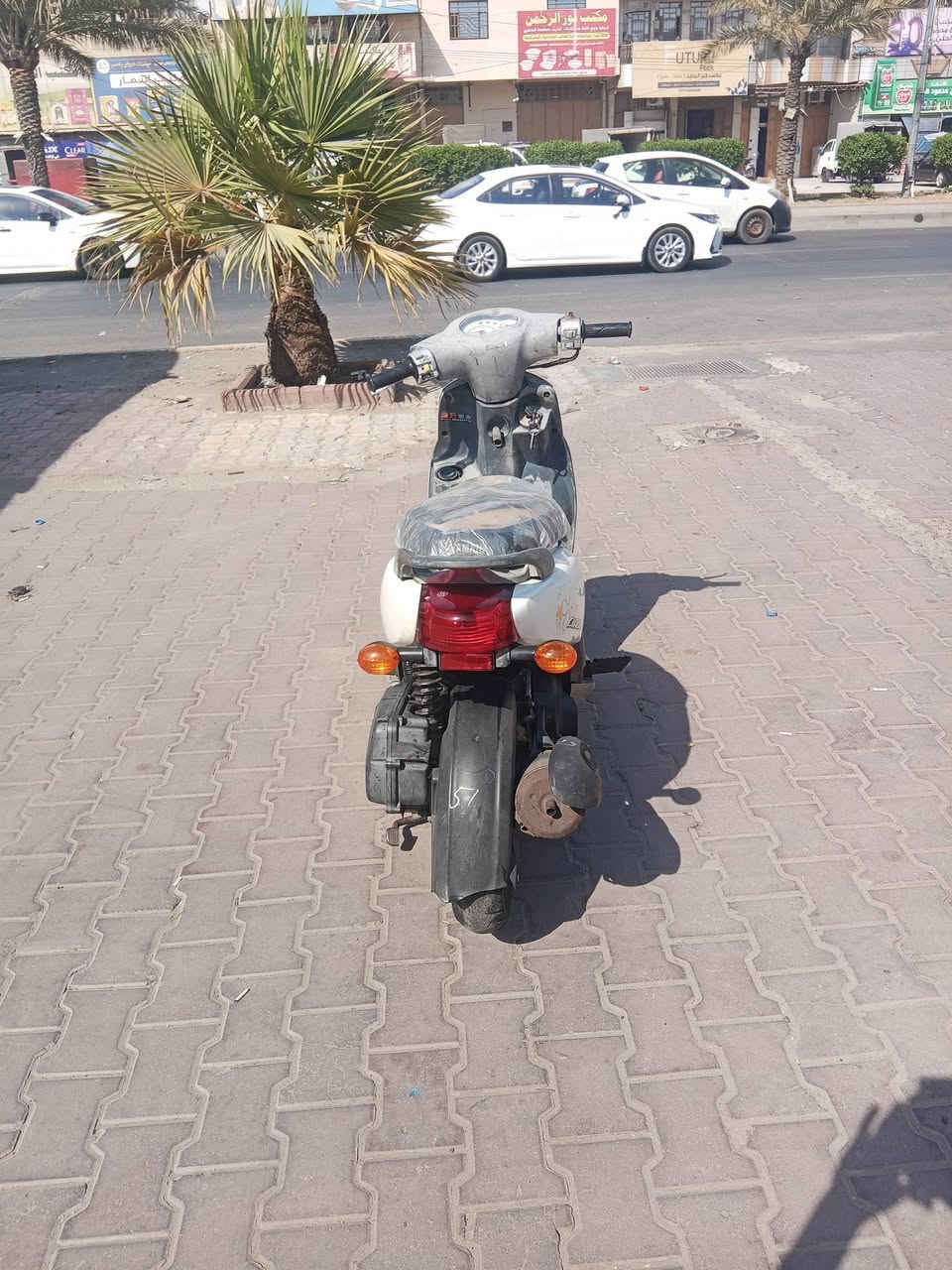 السلام عليكم دراجه فله دراجه بلاديه مكينه بلاديه ما مفتوحه كهربايات شغاله دراجه جاهزه خير من الله السعر 650 وبيه مجال باقي تفاصيل خاص رقم الهاتف *********** مكان بغداد جميلة
