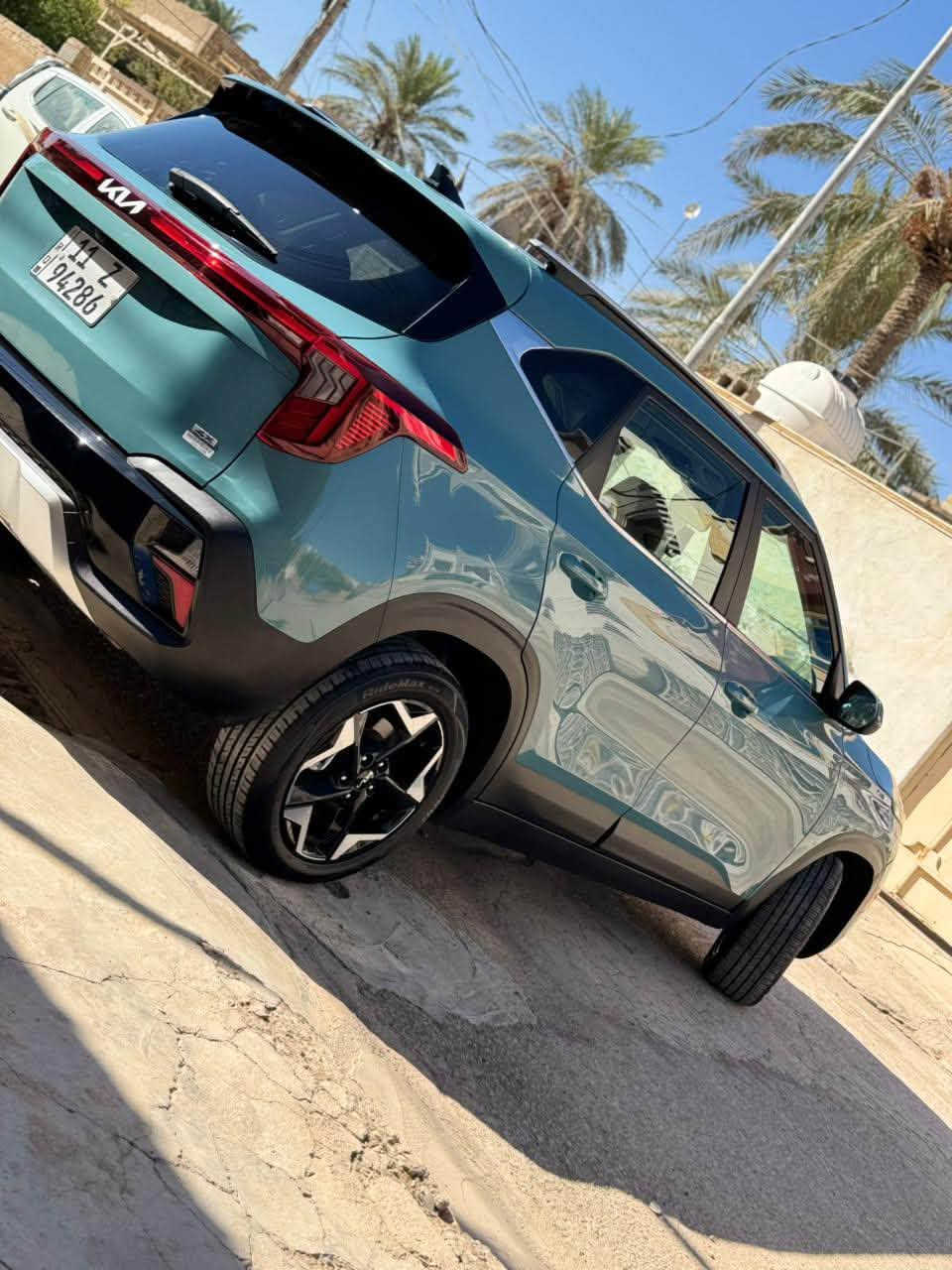ما شاء الله تبارك الرحمن
Kia Seltos EX 4WD
كيا سليتوس
موديل 2024 EX
فول مواصفات 
لون مميز 
رقم بغداد بسمي 
فتحة سقف 
كشنات جلد تدفئة تبريد كهرباء 
شاشة متصلة 
شفتات ستيرن 
4 انطمة قيادة
راداد امامي جانبي خلفي 
تشغيل عن بعد 
توقف ذاتي 
تحديد مسار 
شاحن لاسلكي مع منافذ usp
سياره حادثها فقط كسر بالدعاميه وجاملغ بارد 
بدون ايرباك شرط بدون صبغ شرط  الي يدور جديد ومكفول تخدمه السياره 
***********
