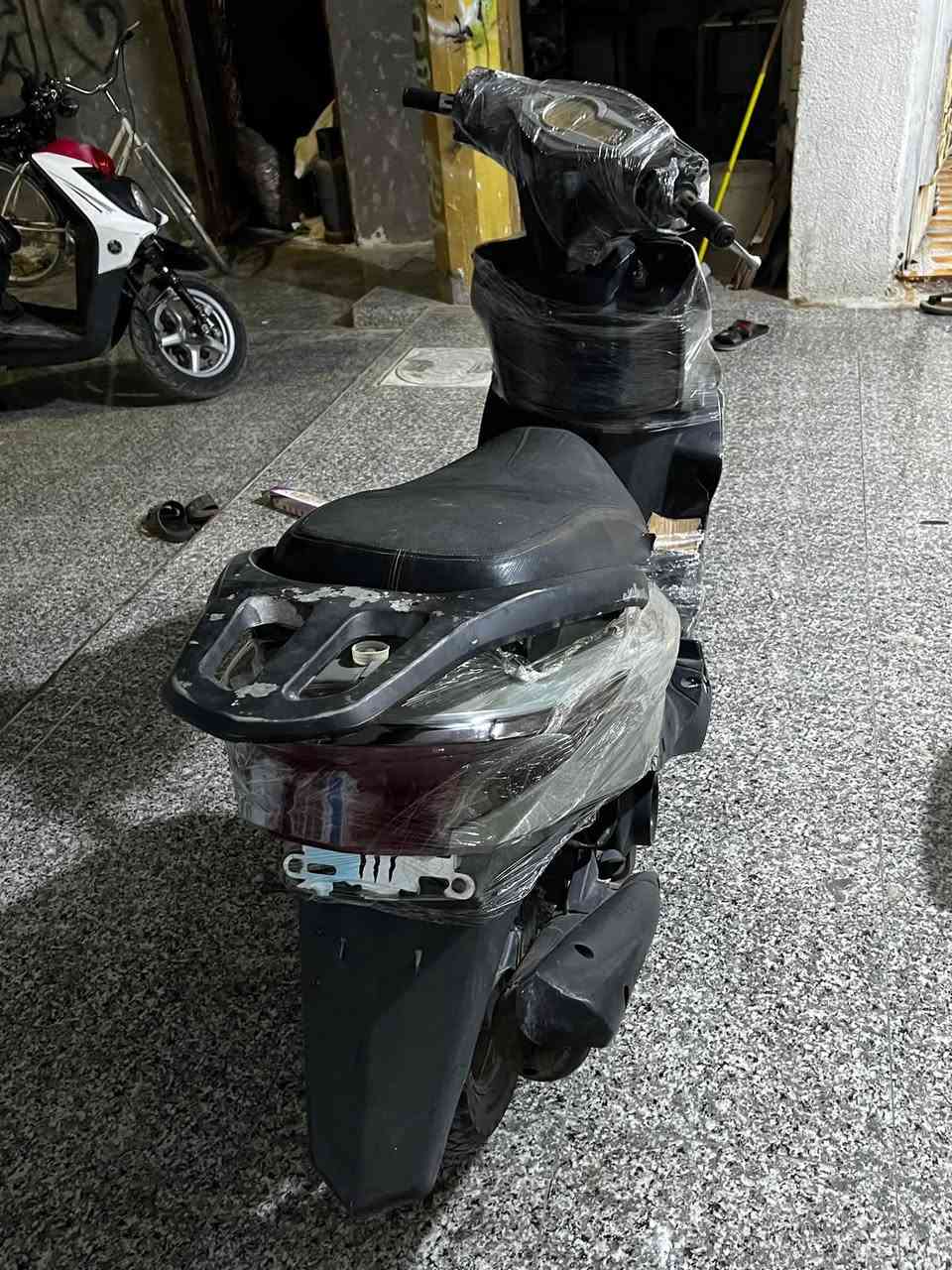 سكنس • ماكس • سلف هندر