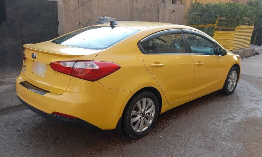 كيه فورتي بغداد
موديل 2014 محرك 1800 
مواصفاته نص فول كامره خلفيه 
تصفير هيئه وبحث 
سياره بسمي تحويل ثاني يوم 
رقم هاتف  ***********
