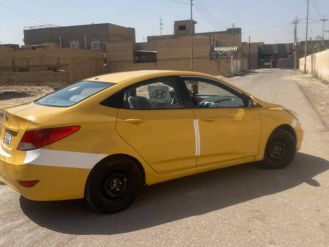 السلام عليكم
سيارة اكسنت خليجي.
موديل 14 محرك 1600.
سياره جاهز وحلوه بس البنيد مبدل بيه صور السونار مرفق بالمنشور.
محرك كير مكفولات .
سياره بسمي سنويه جديده تنتهي 2031 تحويل مباشر.
مصفره هيئه وغرمات وخط وبحث جديد.
السعر 72 وبيه مجال 
المكان السماوه قضاء الخضر 
موبايل ***********

