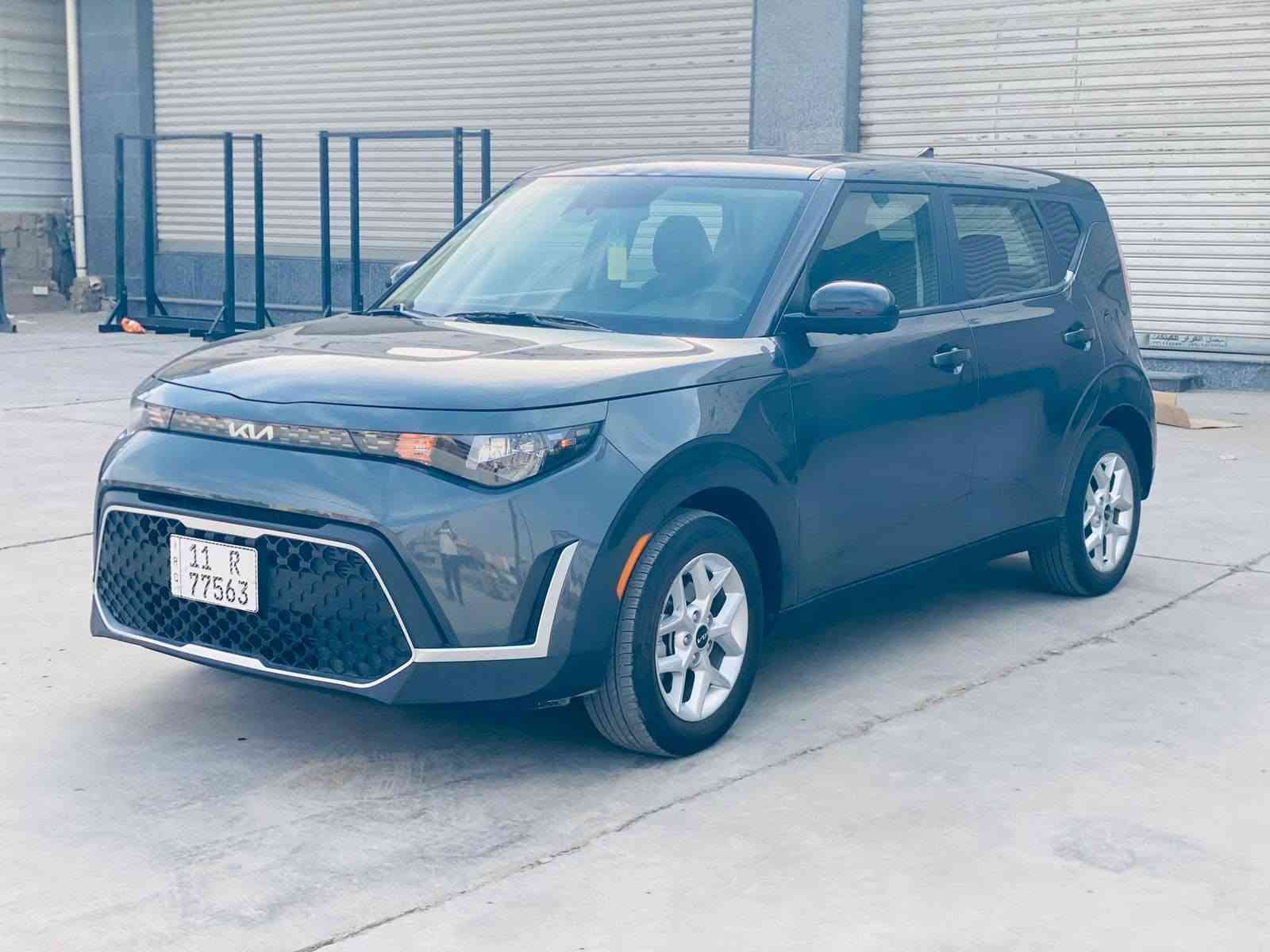 كيا صول موديل 25 رقم بغداد 
السعر 132 وبيه مجال ماشيه 7الف صور الحادث منشوره بجم كبس اتصال ع *********** غير متواجد ع فيس
