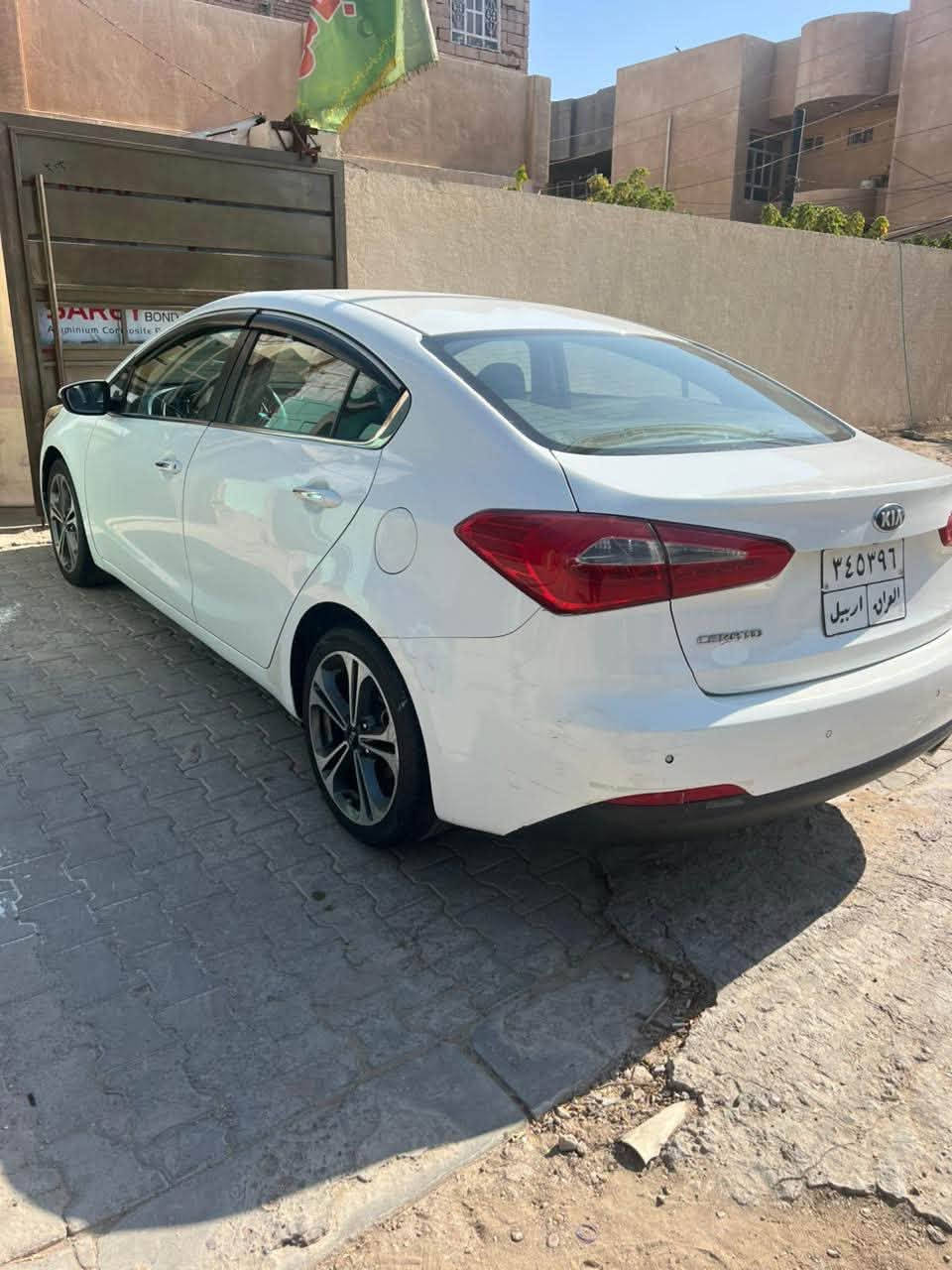 للبيع / للستفسار هاذه رقم صاحبها مكان السياره نجف***********
