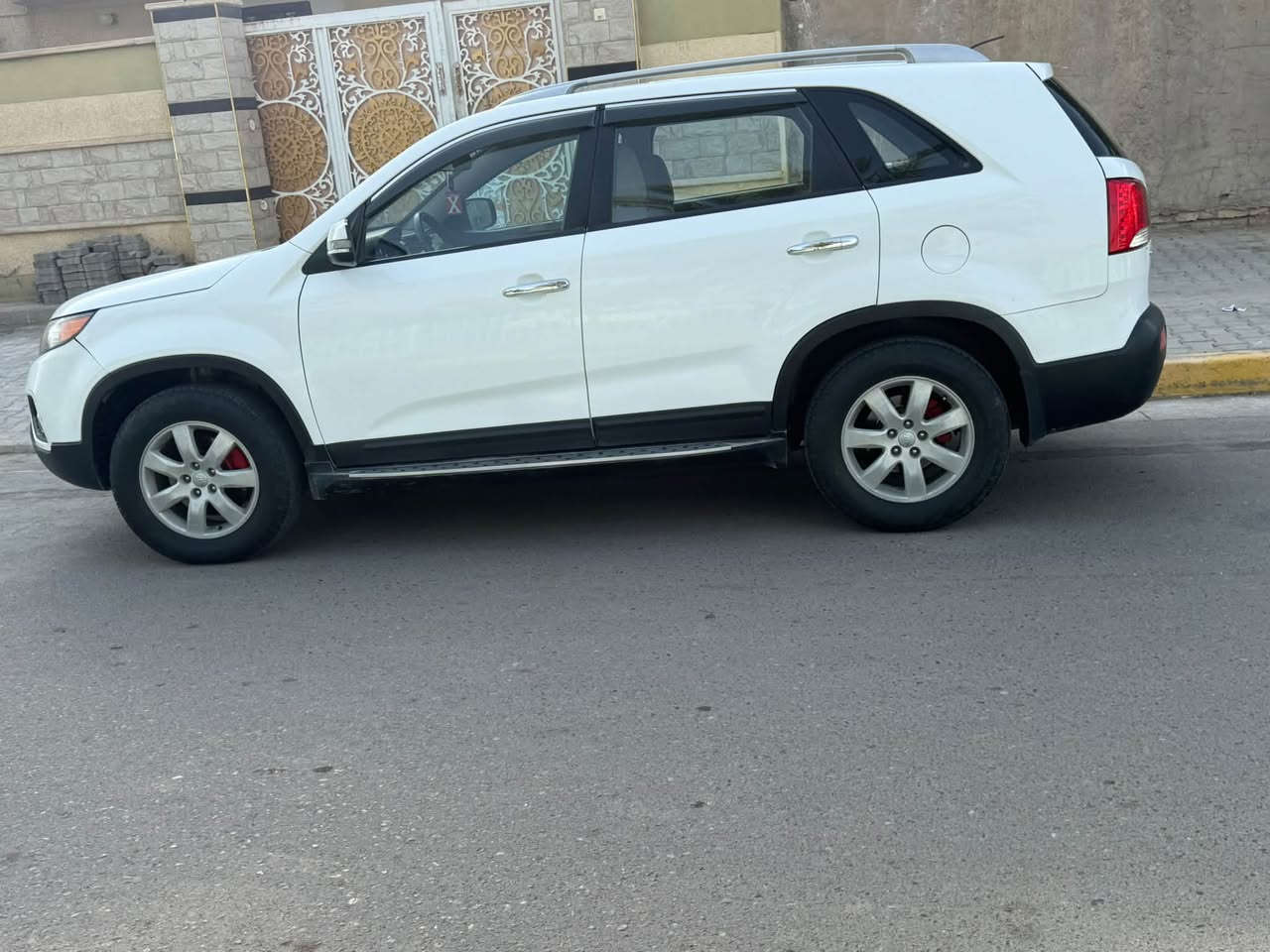 ٧ راكب • ٢٤٠٠ • مكفوله صبغ