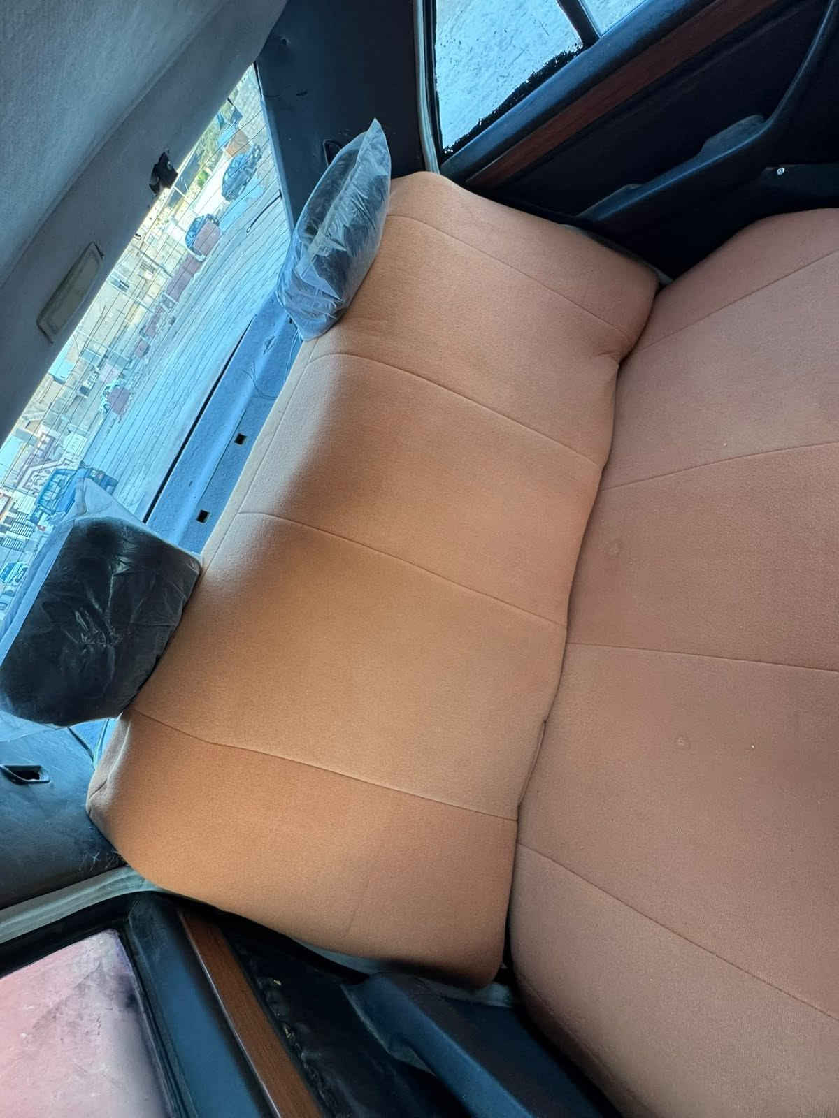 مارسيدي موديل 91 
صبغ عام 
كير ومكينه بطه 2500 
سعر 23 ورقه 
رقم انبار بشرط التحويل والشرعي 
مكان السياره ديالى جلولاء 
***********

