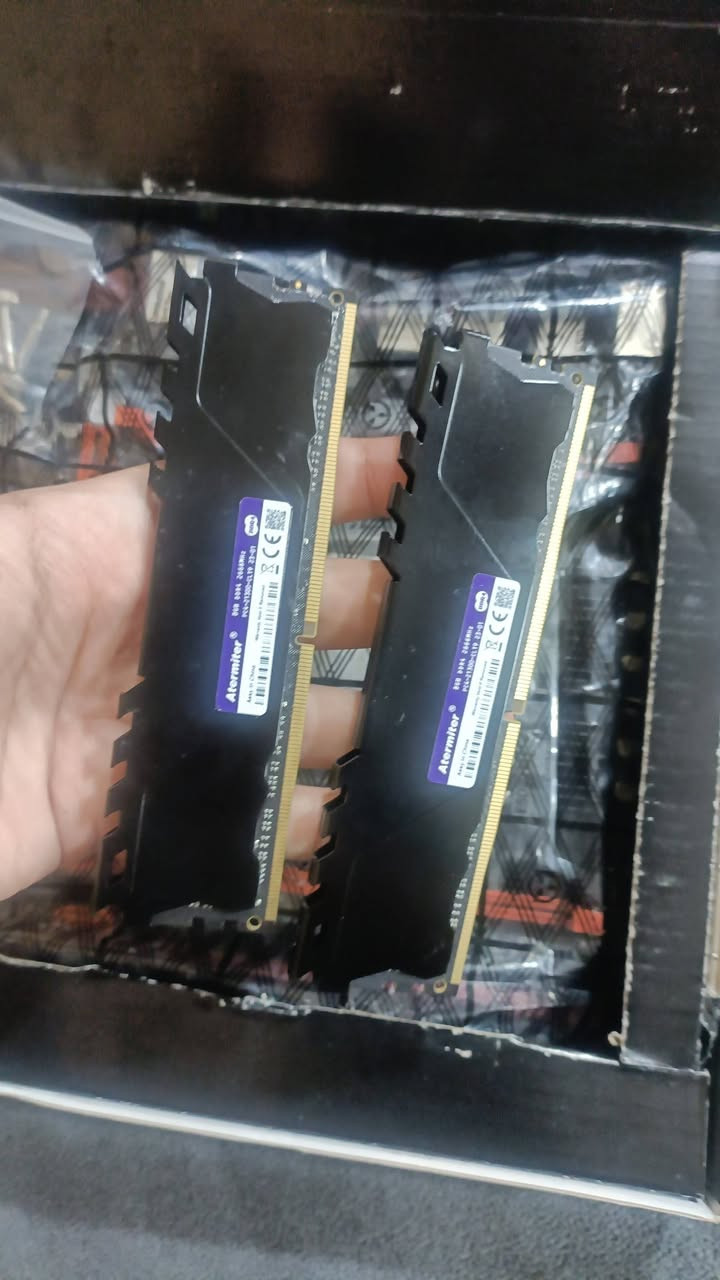 مذر بورد 99x+ معالجIntel Xeon E5-2670 v3  قابل للتطوير من فئته  +ram16g ddr4 2600h للتواصل راسلوني واتساب *********** السعر 100,, وبي مجال
