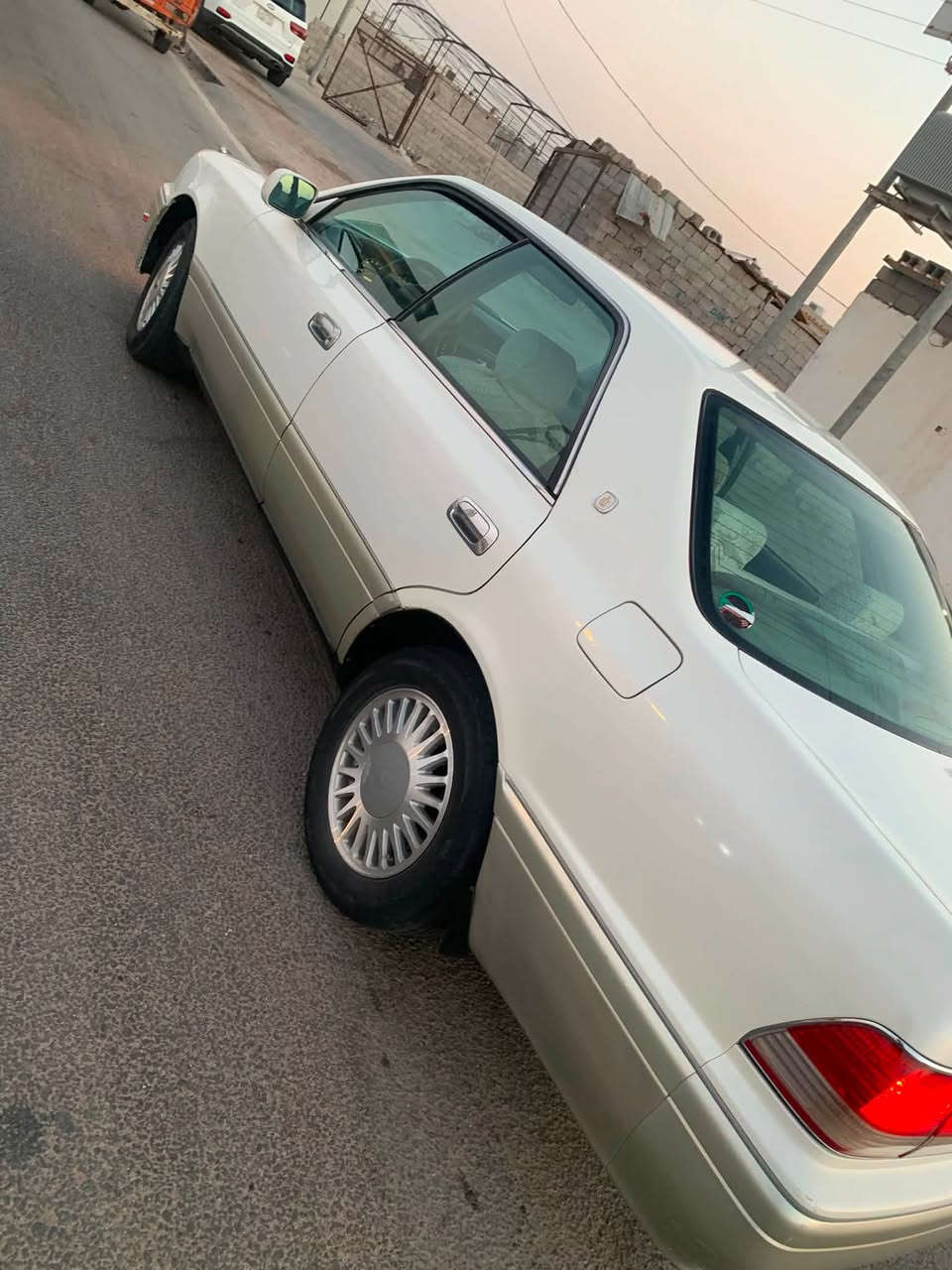 راس الثور مديل 1997 السياره كفاله مكينه كير حداده وكفاله من الضرب جاهزه السياره من تبريد ونظافه السياره رقم بصره انكليزي العنوان /بصره/تنومه                           
للاتصال *********** ☎️ 
واتساب *********** 📱
