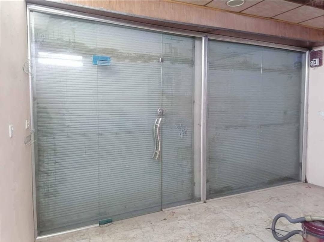 جام خانة العرض ٢٤٠ والثانية كذلك ٢٤٠
الطول ٢٦٠
للاستفسار الاتصال على الرقم  السعر ٣٥٠ الف
***********
